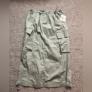 Cargo parachute skirt